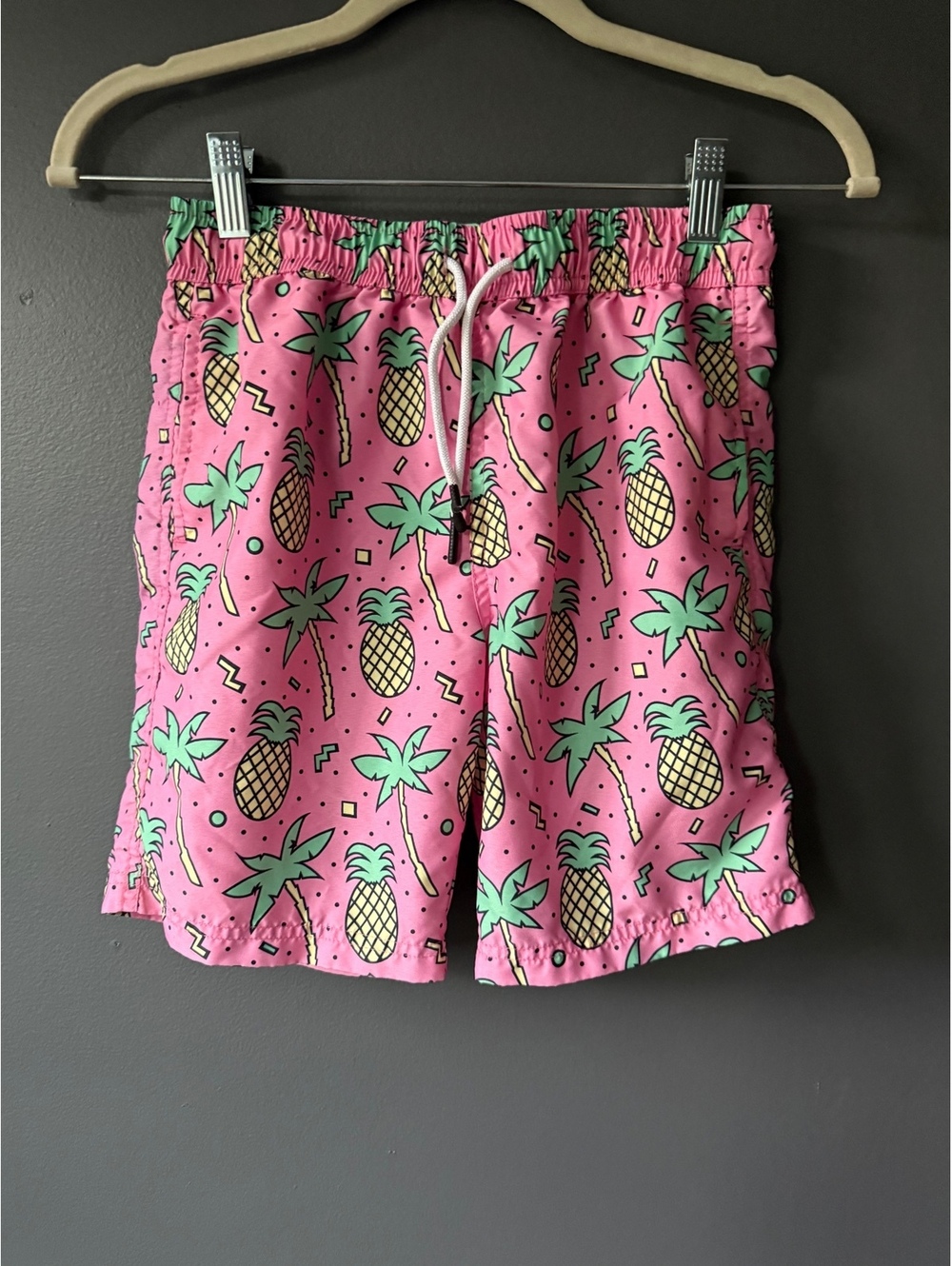 Maamgic Boy’s Pink Pineapple Print Swim Trunks Size 10/12